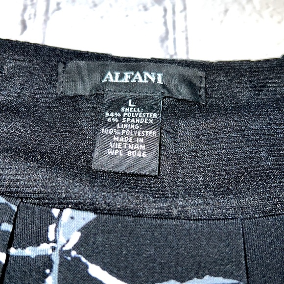 ALFANI Ruched Short Sleeve Shell Top - Picture 11 of 16